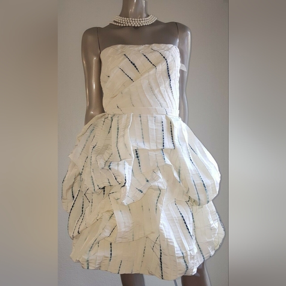 ◇$3,690 OSCAR DE LA RENTA STUNNING IVORY BLUE BUBBLE RUNWAY DRESS M 8 - Picture 3 of 11